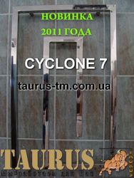 Дизайнерский полотенцесушитель Cyclone 7 из нержавеющей стали в вертикальном монтаже.  7 сегментов- дизайн-змеевик - НОВИНКА 2011 года из профильной трубы 